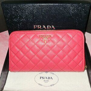 PRADA Saffiano Quilts- Quilted Leather Zippy Wallet- Peonia- Authentic 1M0506